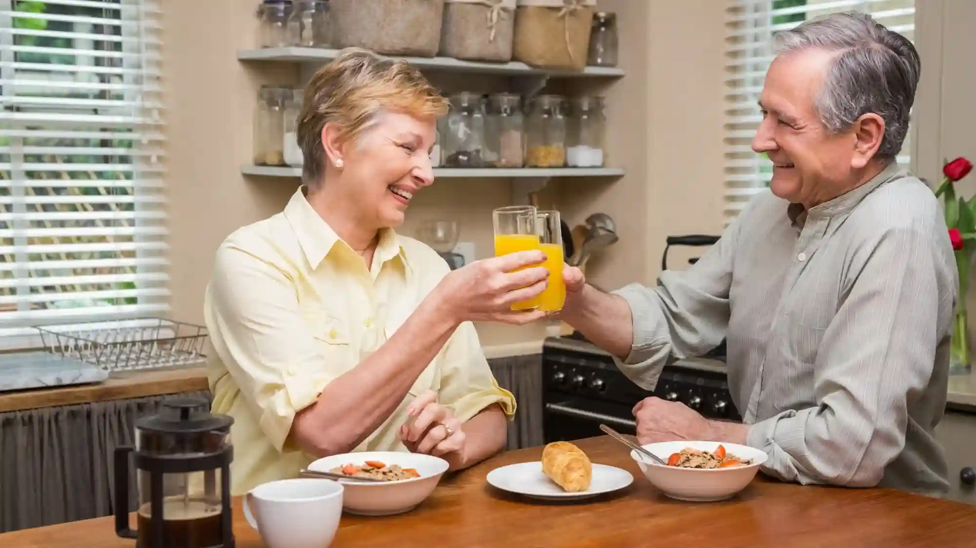 elderly-couple-enjoying-nutritional-drink_resized